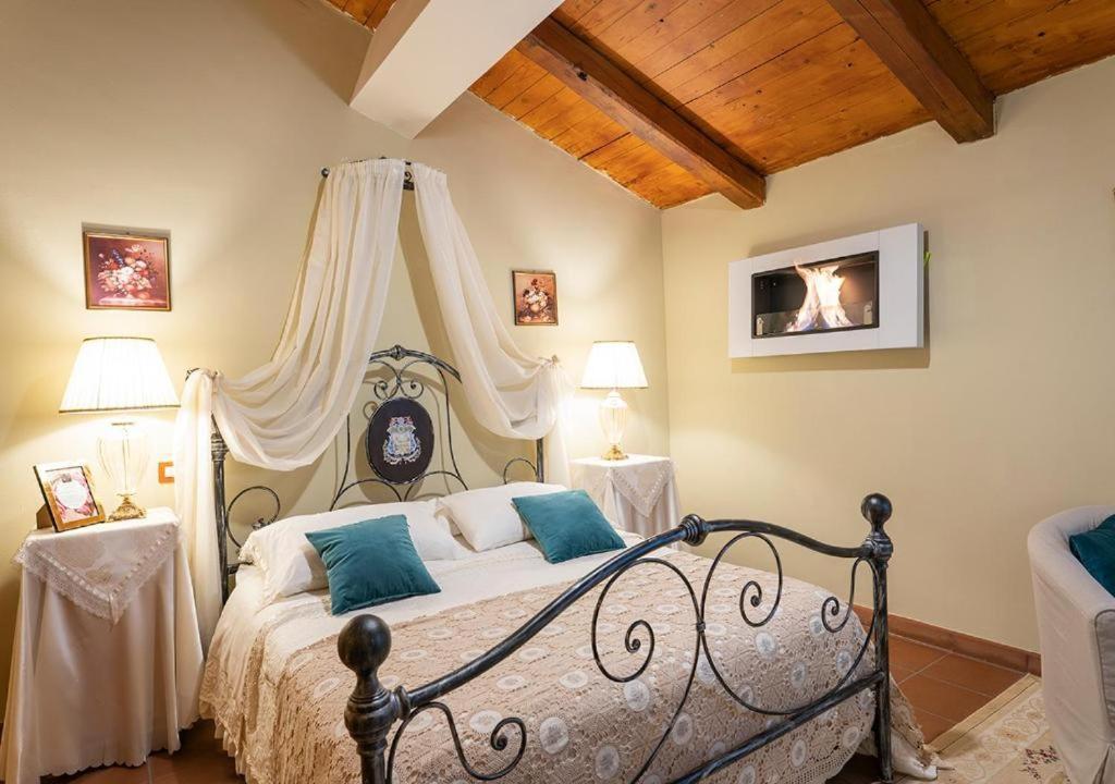 Fumone Dimora Di Charme Villa Sant'Erasmo מראה חיצוני תמונה